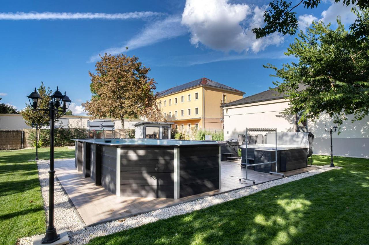 Inter Hotel Debrecen Exterior photo